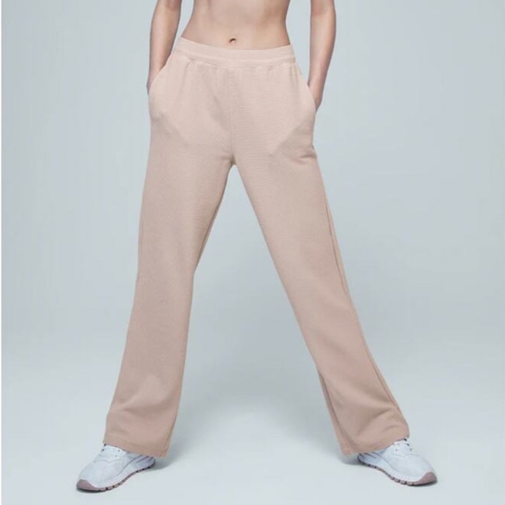 Alo Yoga Wide Leg Waffle Pants High-Waist